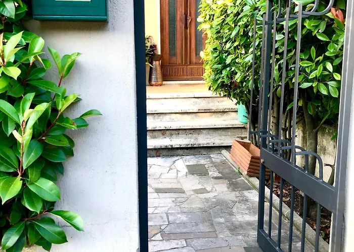 Bed & Breakfast Serenity 4*